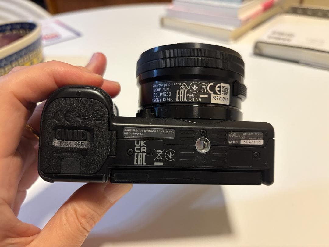 SONY α VLOGCAM ZV-E10 デジタル一眼カメラ