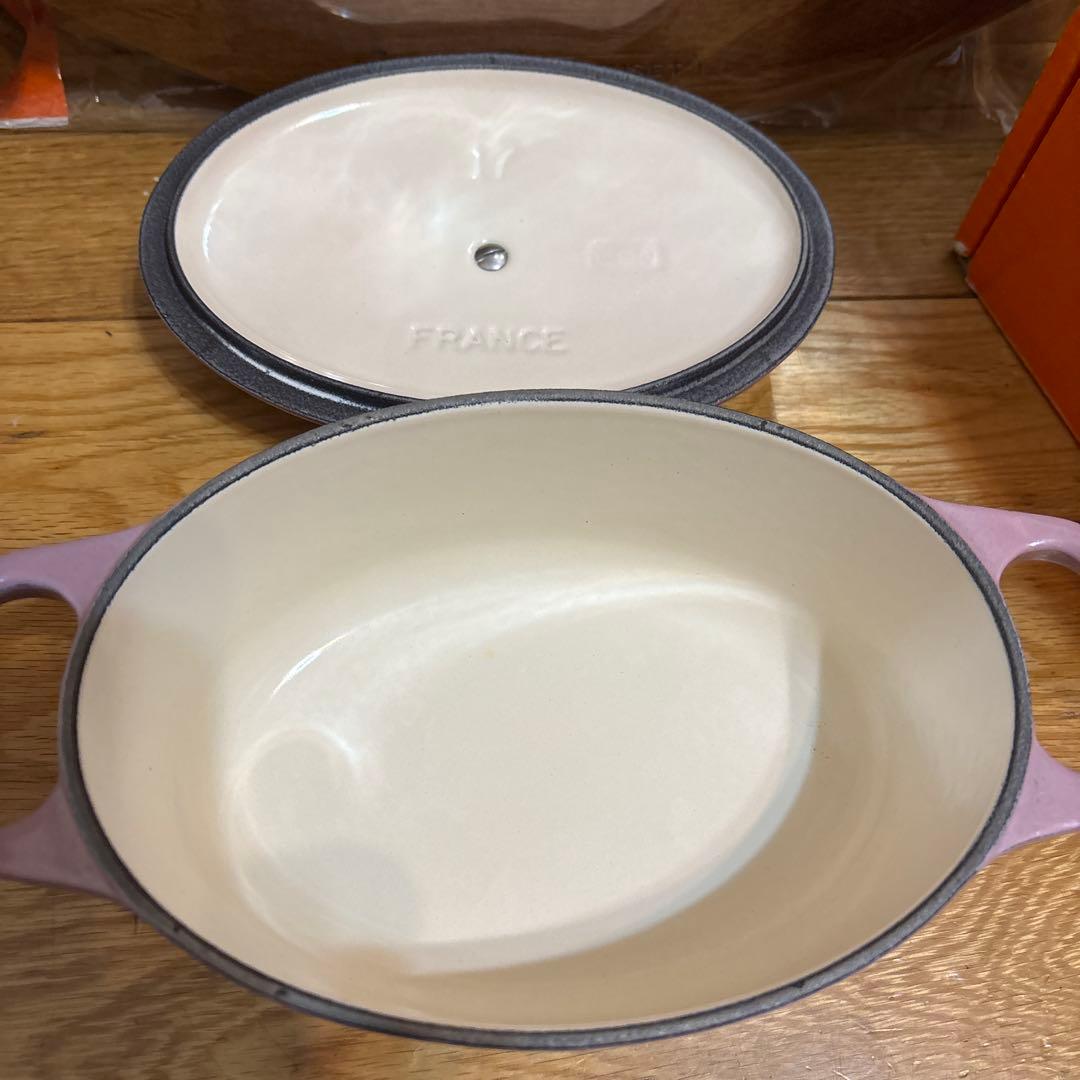 ルクルーゼ　オーバル鍋　モーヴピンク　17cm