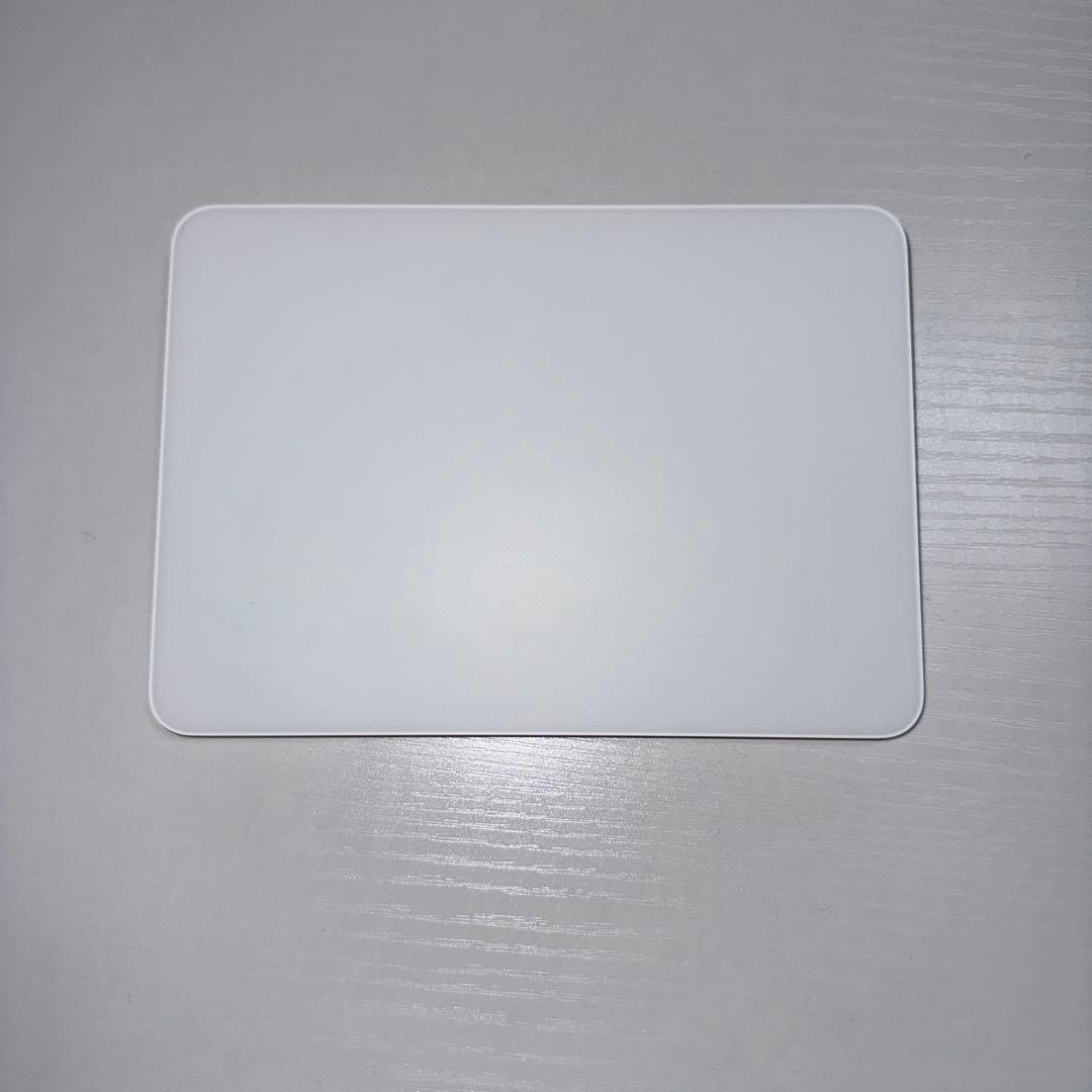 Apple M4 Mac mini + 日本語キーボード + トラックパッド