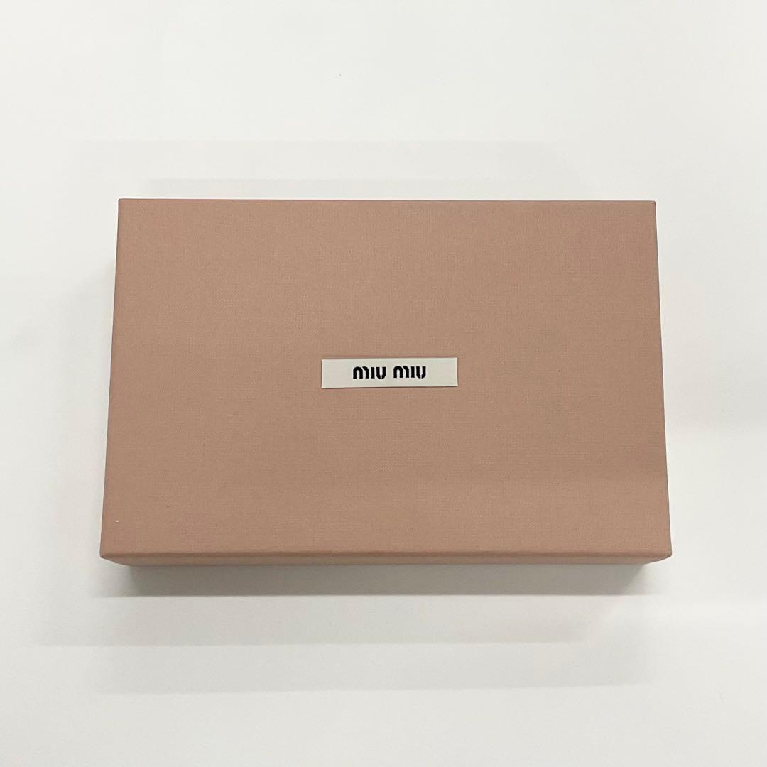 ミュウミュウ ロゴ スマホケース iPhone14pro iPhoneケース