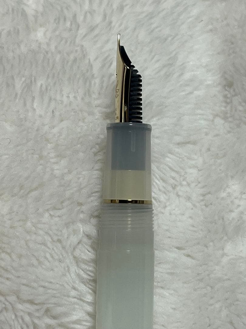 ☆限定品 新品 未使用 セーラー万年筆 URARAうらら ニブF 細字☆