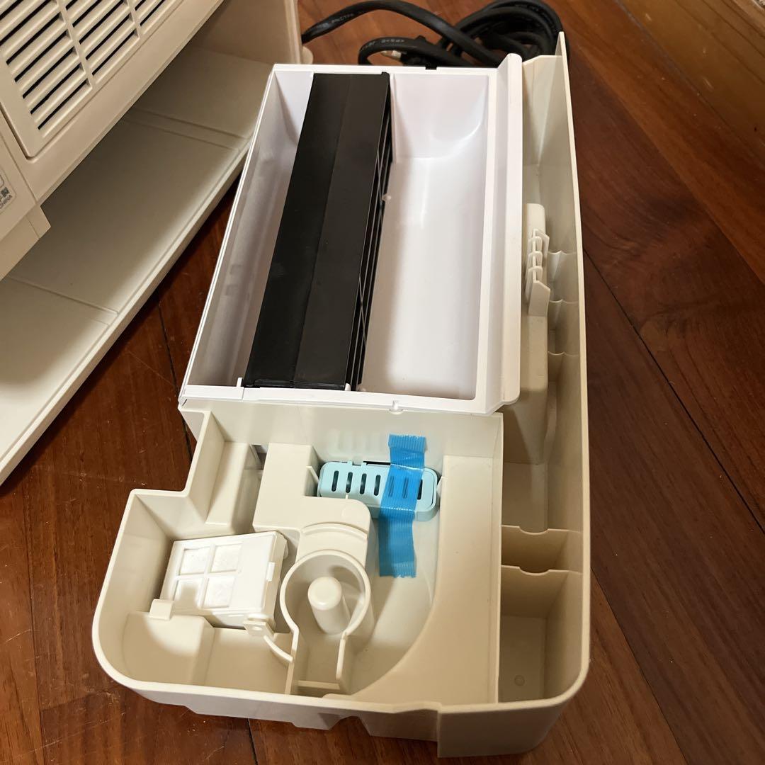 アイリスオーヤマ ファンヒーター ACHHM12A-W