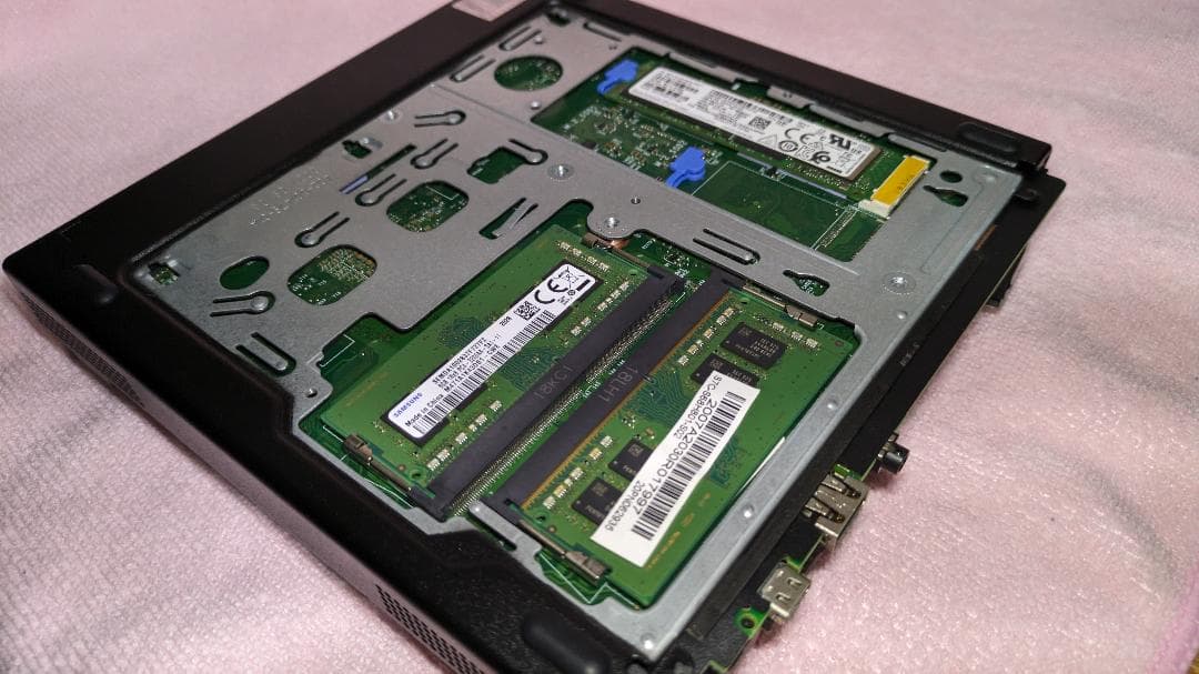 ミニPC ThinkCenter M75q Tiny Gen2 Ryzen7 5750GE