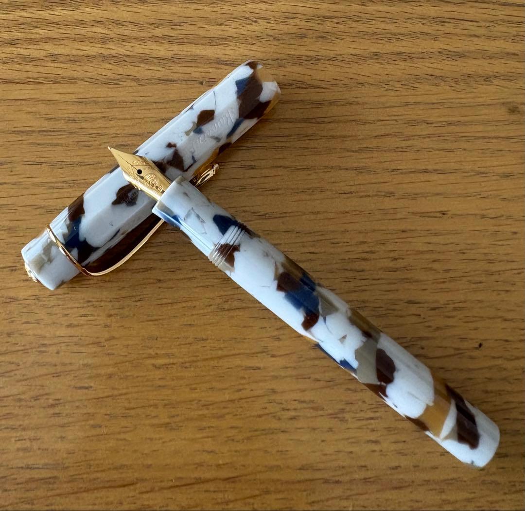 10/13まで値下げ カヴェコ 万年筆 アートスポーツ テラゾ EF