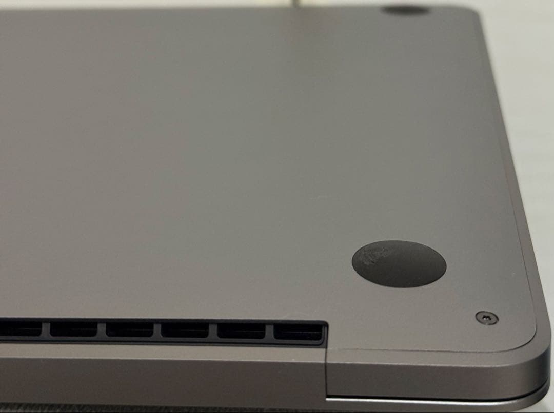 MacBook Pro M2 8GB 256GB 13インチ スペースグレイ