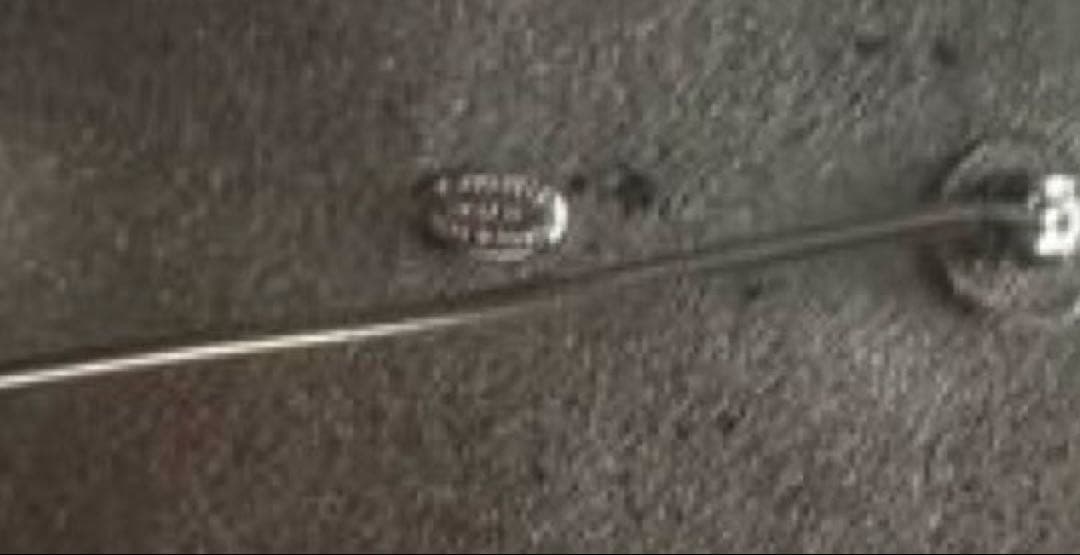 中古　美品　CHANEL シャネル　黒　白　カメリア　ブローチ