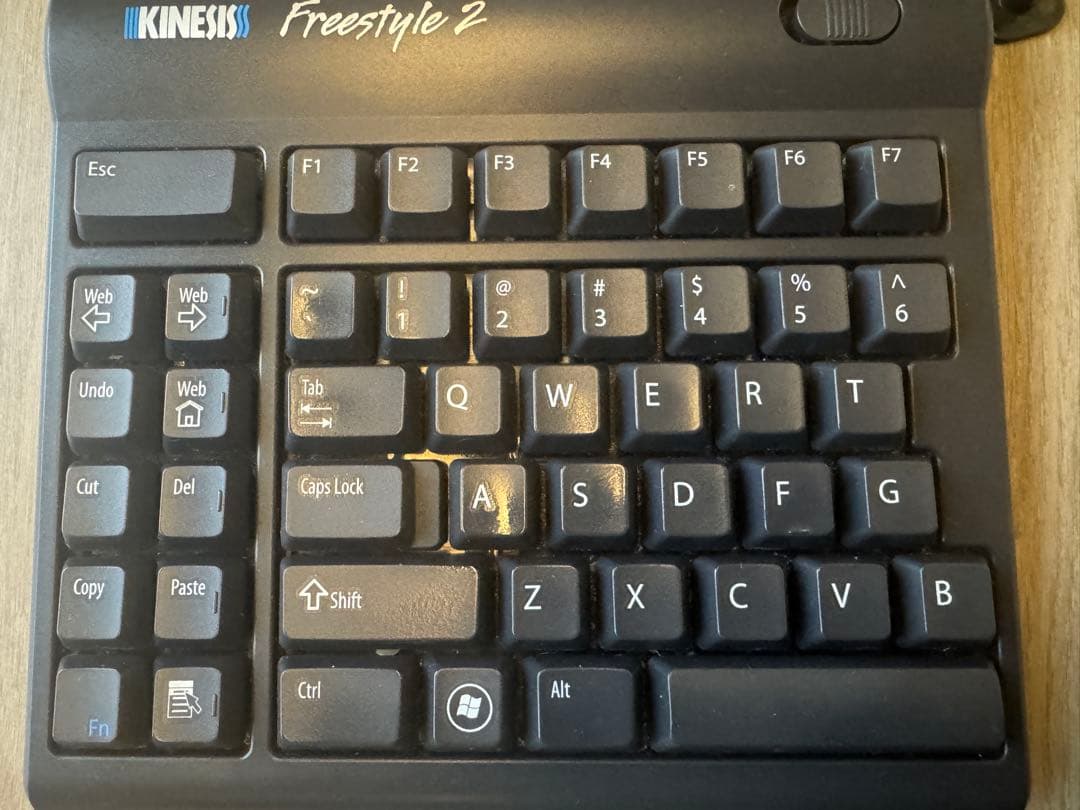 Kinesis Freestyle2 エルゴノミックキーボード
