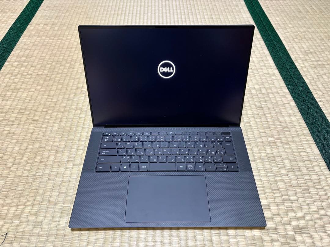 Dell XPS ノートPC シルバー