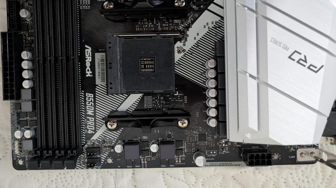 ASRock B550M PRO4 マザーボード メモリー16GB付