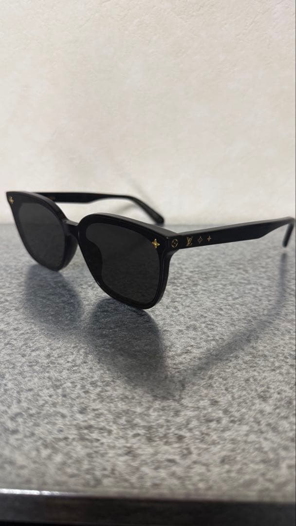 値下げ可　LOUIS VUITTON サングラス