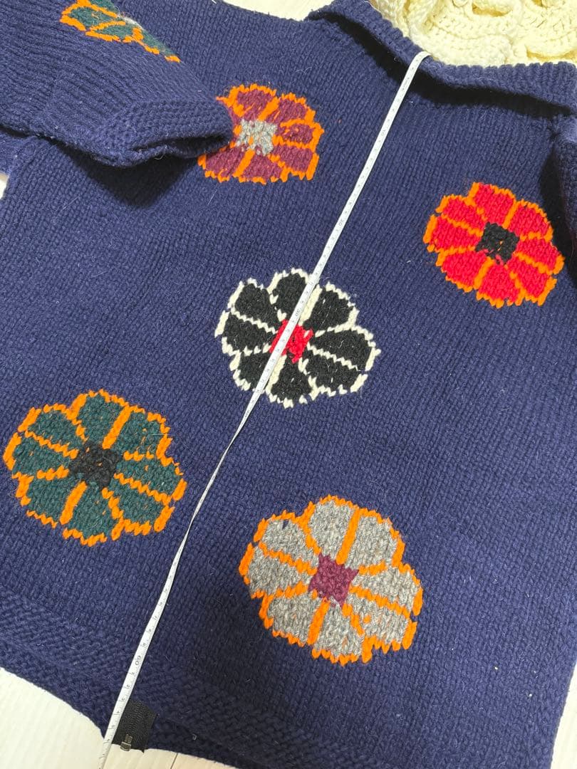 vintage エクアドル　ニット　フラワー　花　ビンテージ