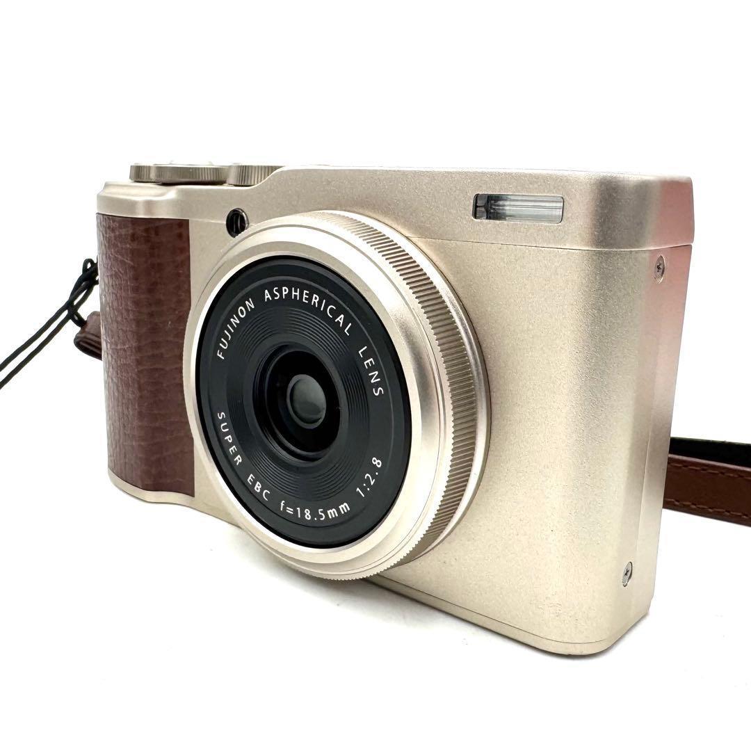 極美品 FUJIFILM フジフィルム XF10 フジフィルム 高級コンデジ