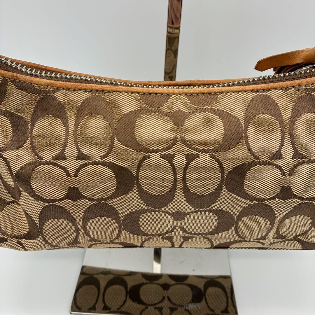 コーチ COACH ワンショルダー アクセサリーポーチ 肩掛け シグネチャー