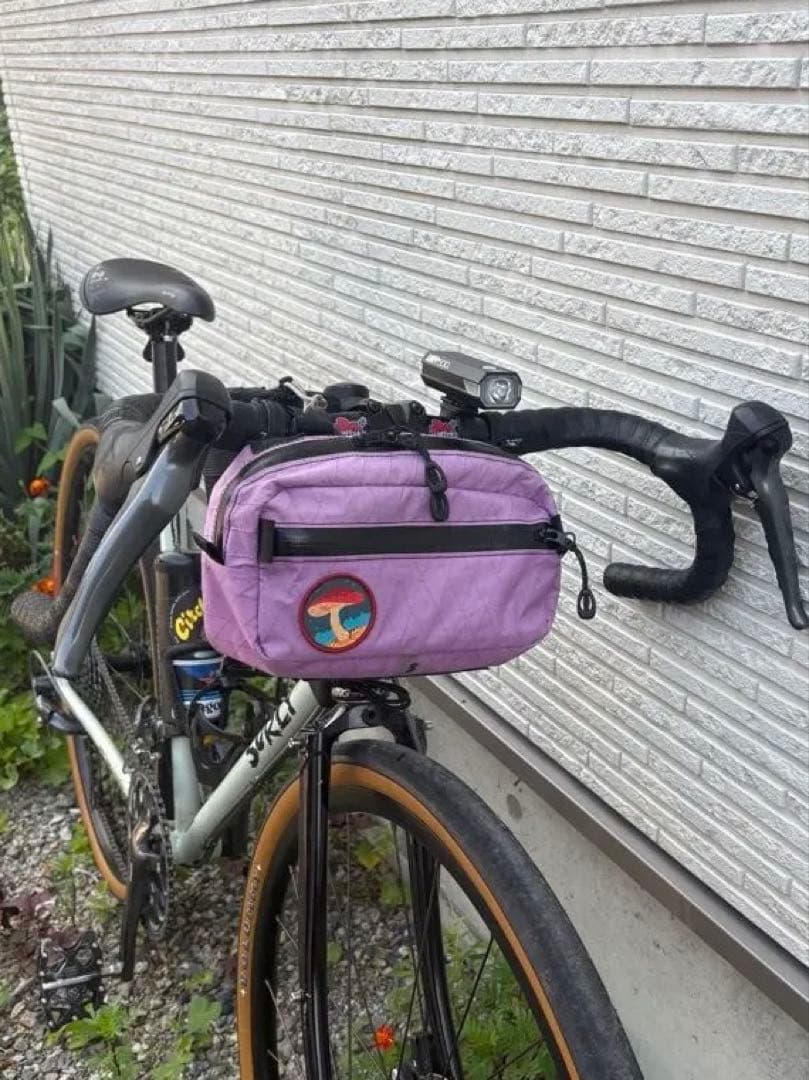 SWIFT INDUSTRIES　KESTREL ハンドルバーバッグ