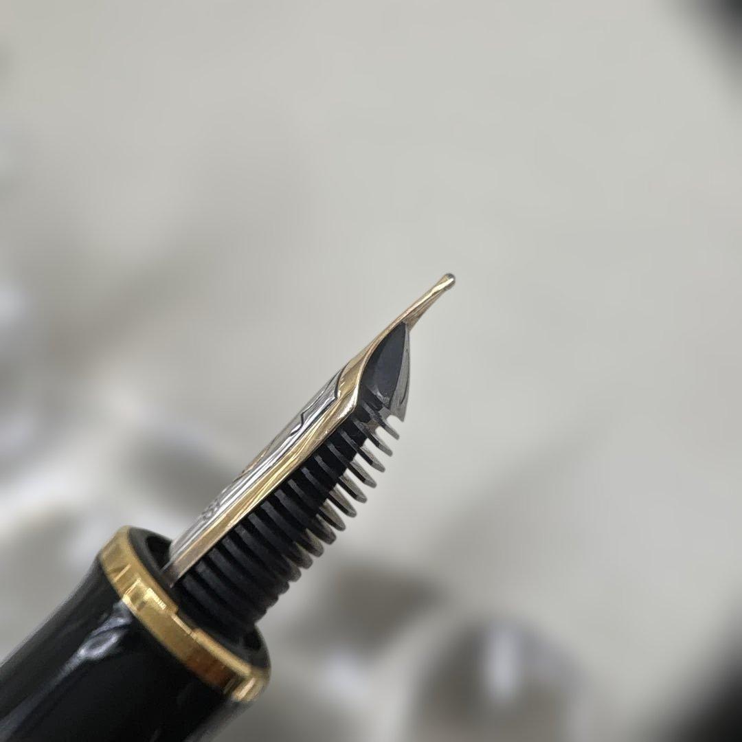 Pelikan スーべレーン M400 ブルーストライプ