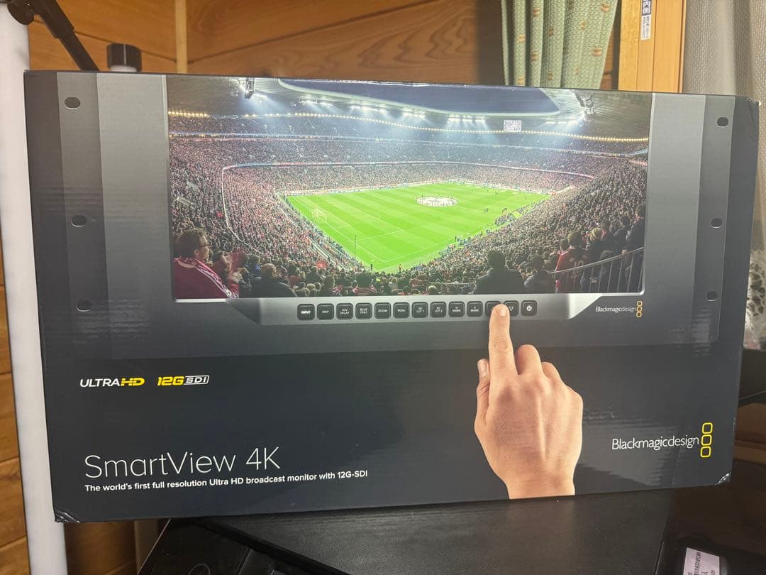 SmartView4Kモニター　ブラックマジックデザイン　スマートビュー4K