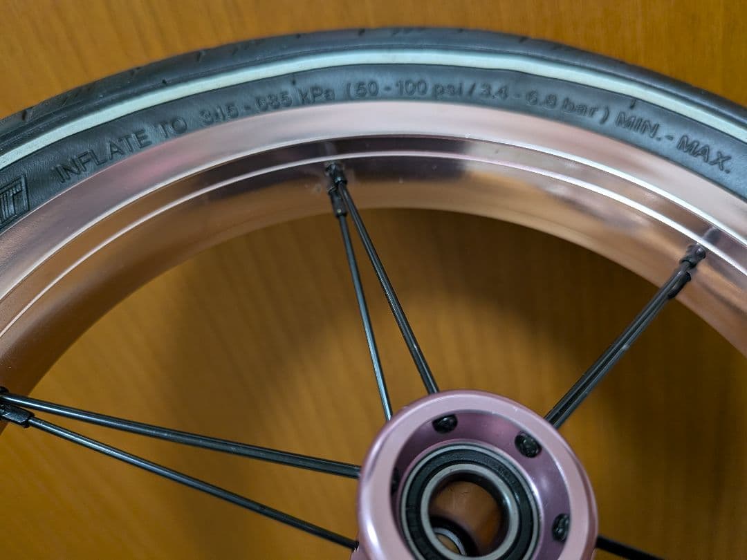 CSTタイヤ＋アルミホイール 完組 ピンク ランバイク ストライダー