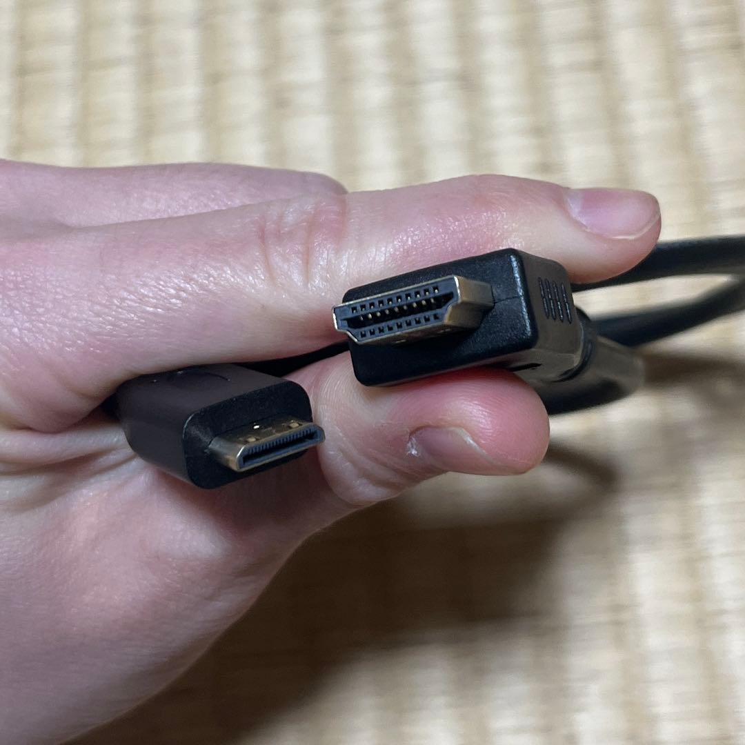 15.6型　モバイルディスプレイ　ポータブルモニター 本体 ケーブル付き