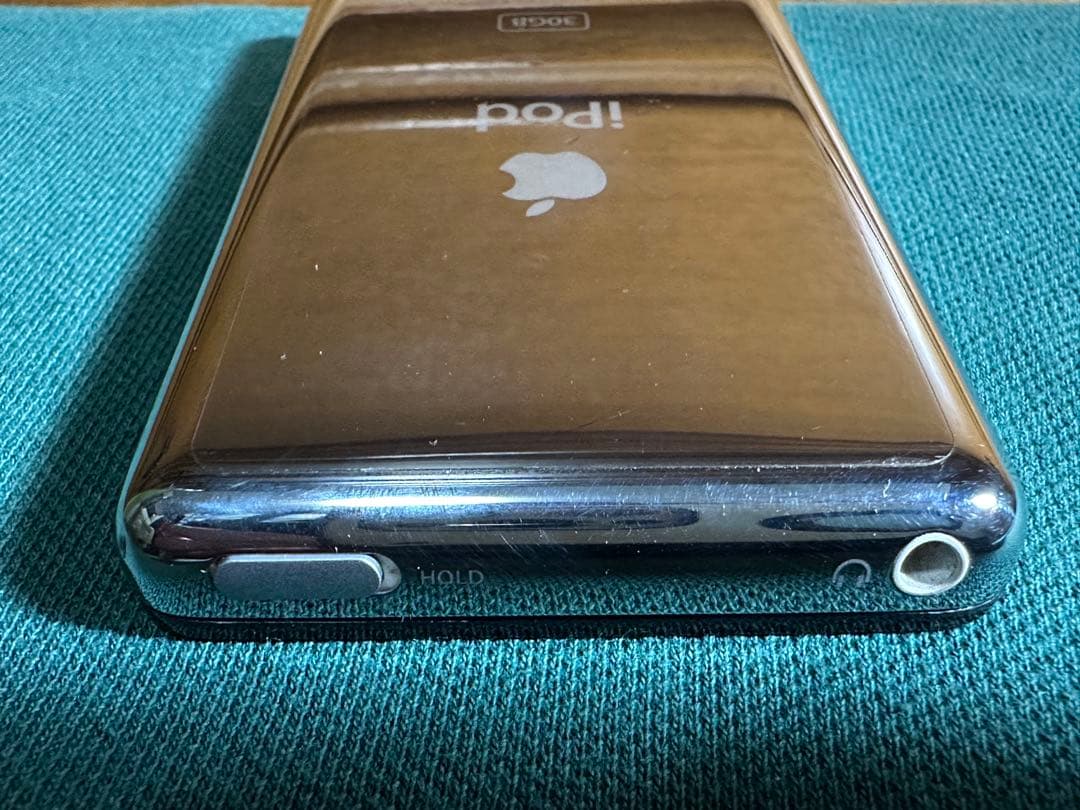 きれいなApple iPod Classic 5.5世代 30GB新品バッテリー