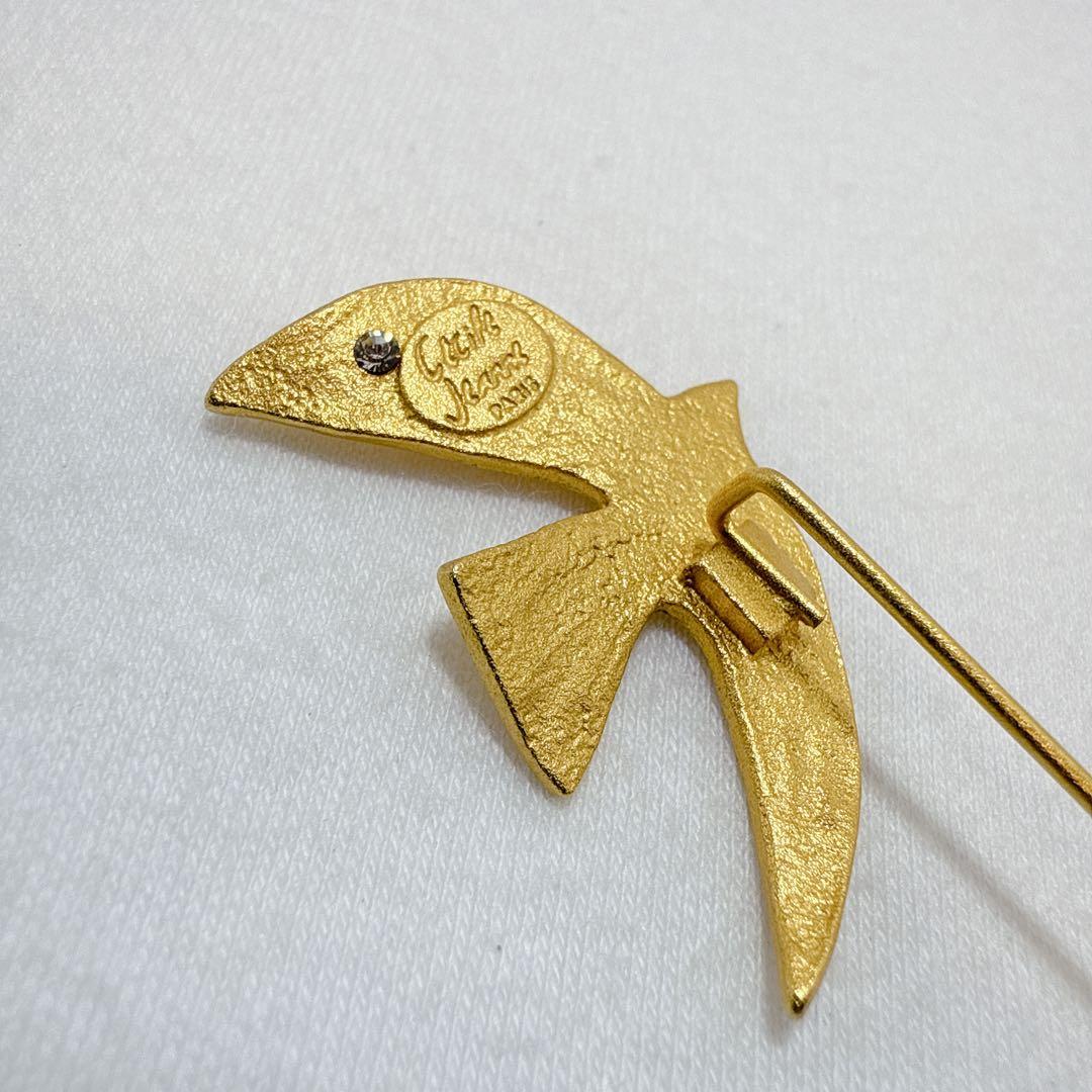 Cécile et Jeanne セシルジャンヌ ゴールドカラー ピンブローチ