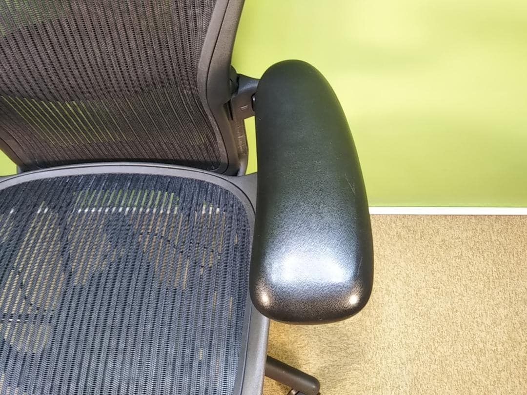 ap　ハーマンミラー　アーロンチェア　中古品　Bサイズ　フル装備　ダイヤル可動肘