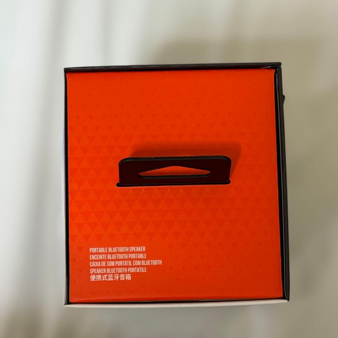 【新品未開封】JBL FLIP6 ポータブルウォータープルーフスピーカー