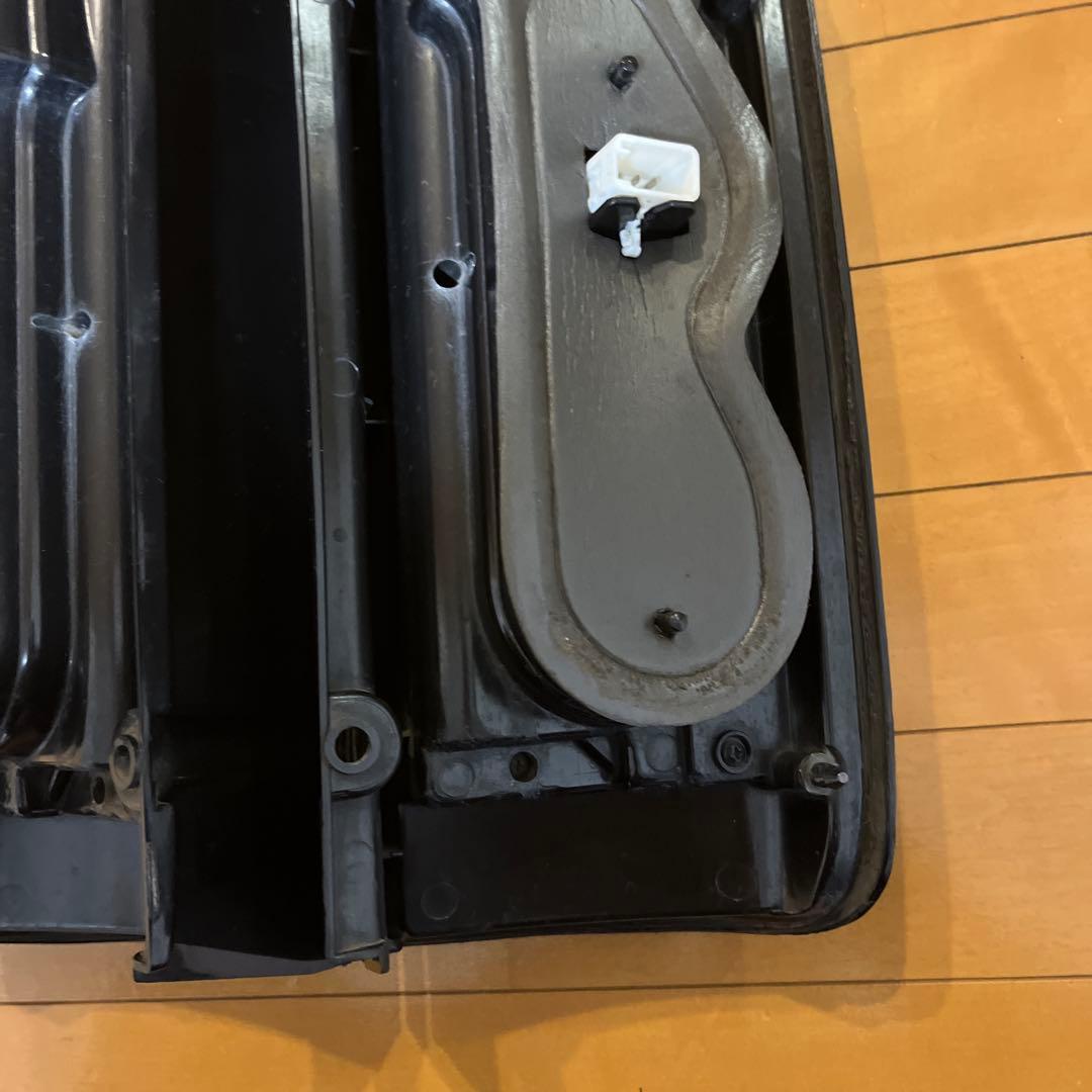 VALENTIヴァレンティ　MTSエムテクノ200系　ハイエーステールランプ