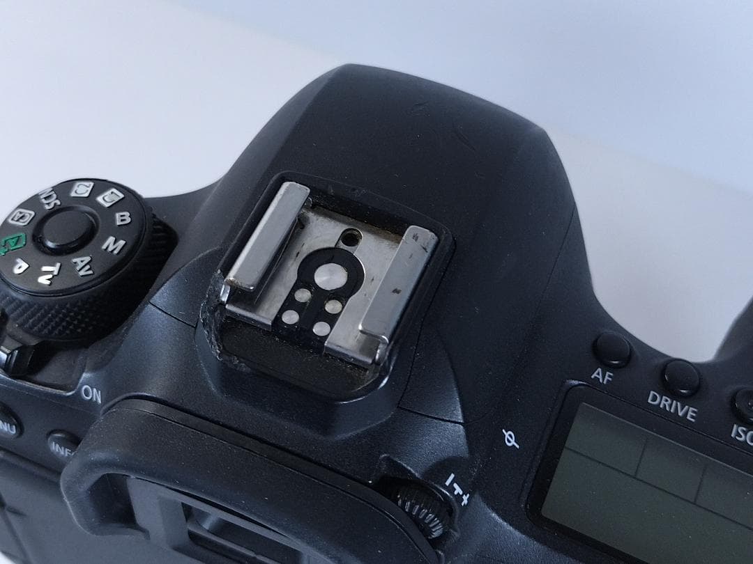 動作品 Canon EOS 6D mark II 本体 純正バッテリー2 充電器