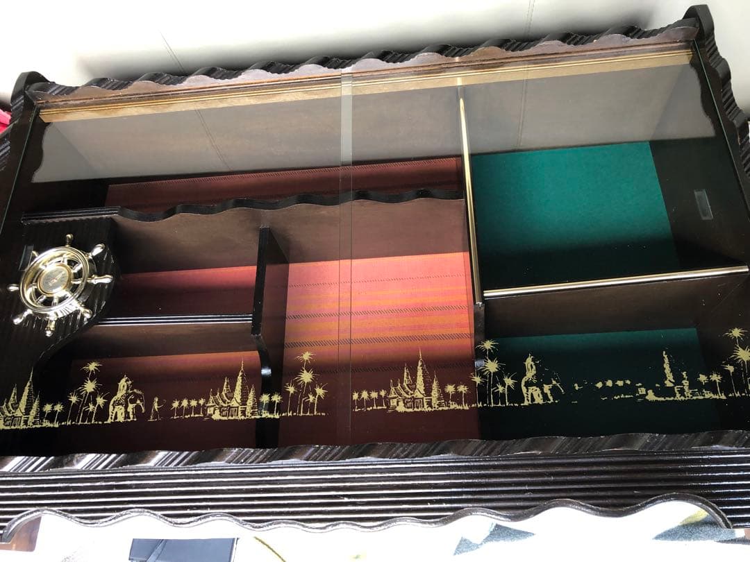 リビングボード　レトロ キャビネット　ガラス戸 アンティーク家具