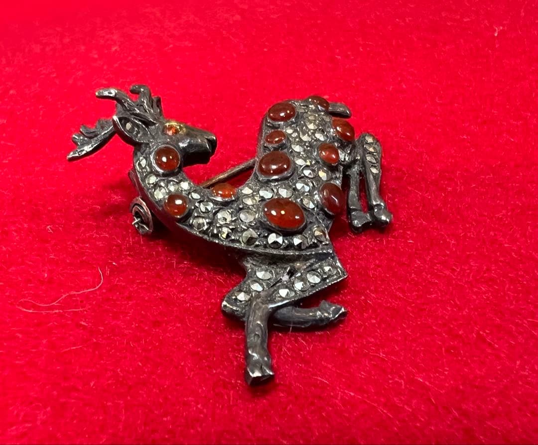 ブローチ アクセサリー　トナカイ寶石鹿925刻印 銀SILVER Brooch