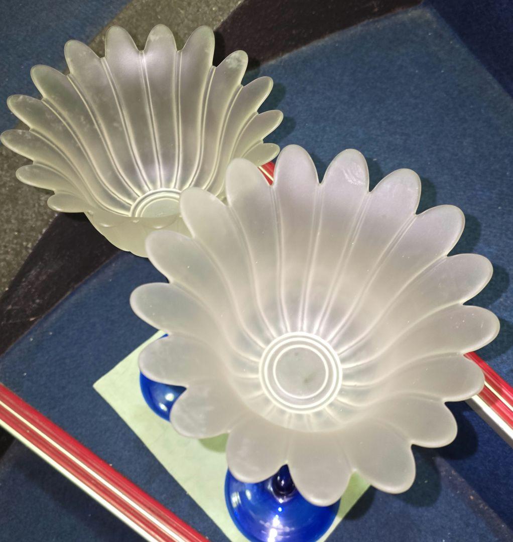 Italyイタリア製青い脚のガラススタンド 2個セット美しいです