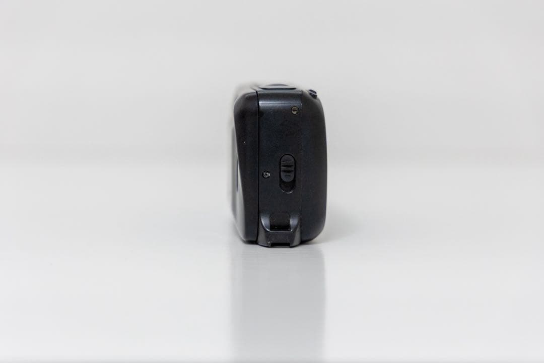 KYOCERA 京セラ Slim T Carl Zeiss Tessar