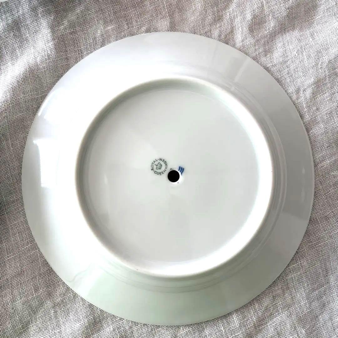 ロイヤルコペンハーゲン　アフタヌーンティー　ケーキスタンド　3段