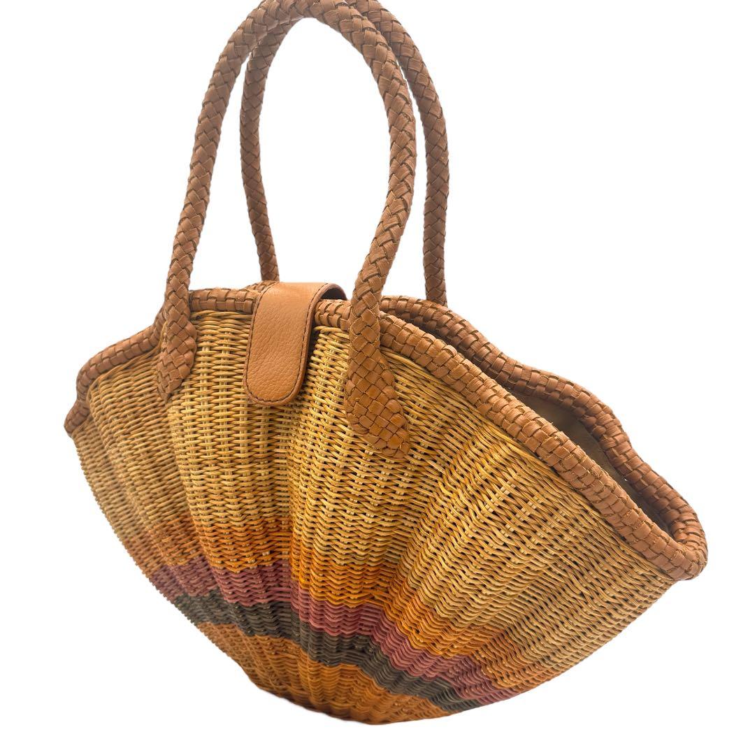 美品　シビラ　シェルバッグ　かごバッグ　レザー　本革　ブラウン　編み込み