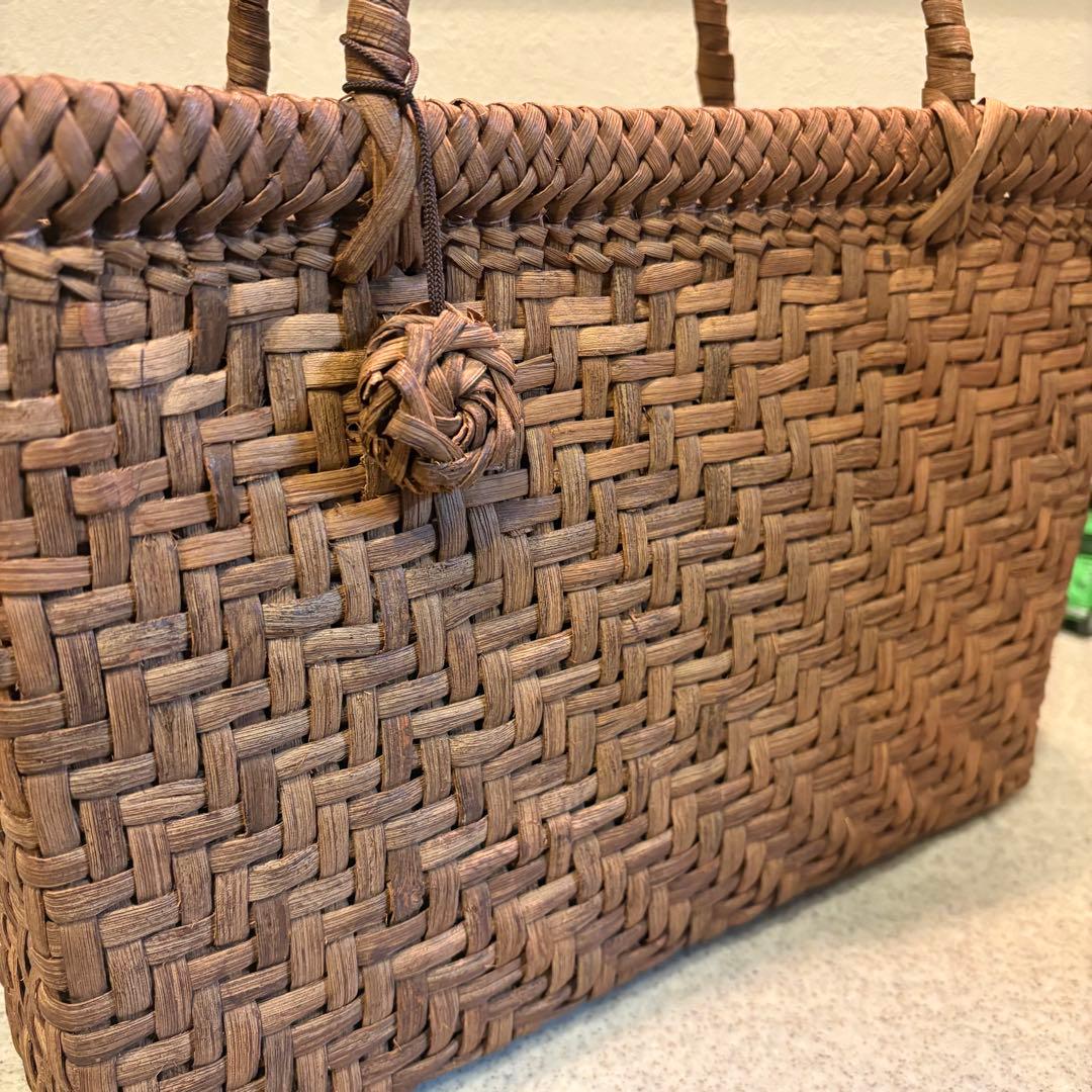 国産　山葡萄　手編み　かごバッグ①