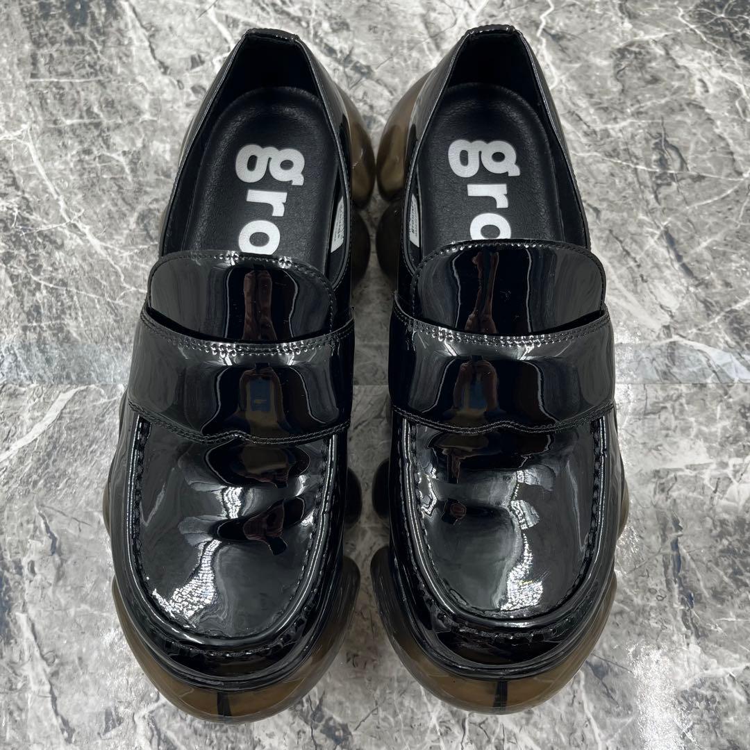 美品 グラウンズ ジュエリー ローファー 26 ブラック エナメルレザー 厚底