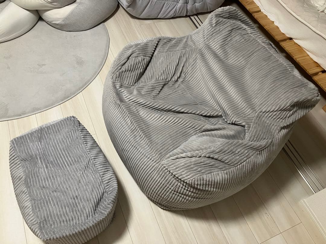 LOSSY HUGME 1人掛けビーズソファ GRAY オットマン付