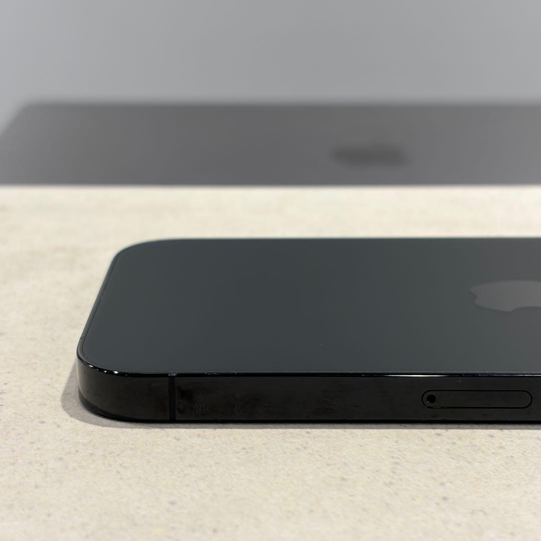 【美品】iPhone 14 Pro 256GB SIMフリースペースブラック！