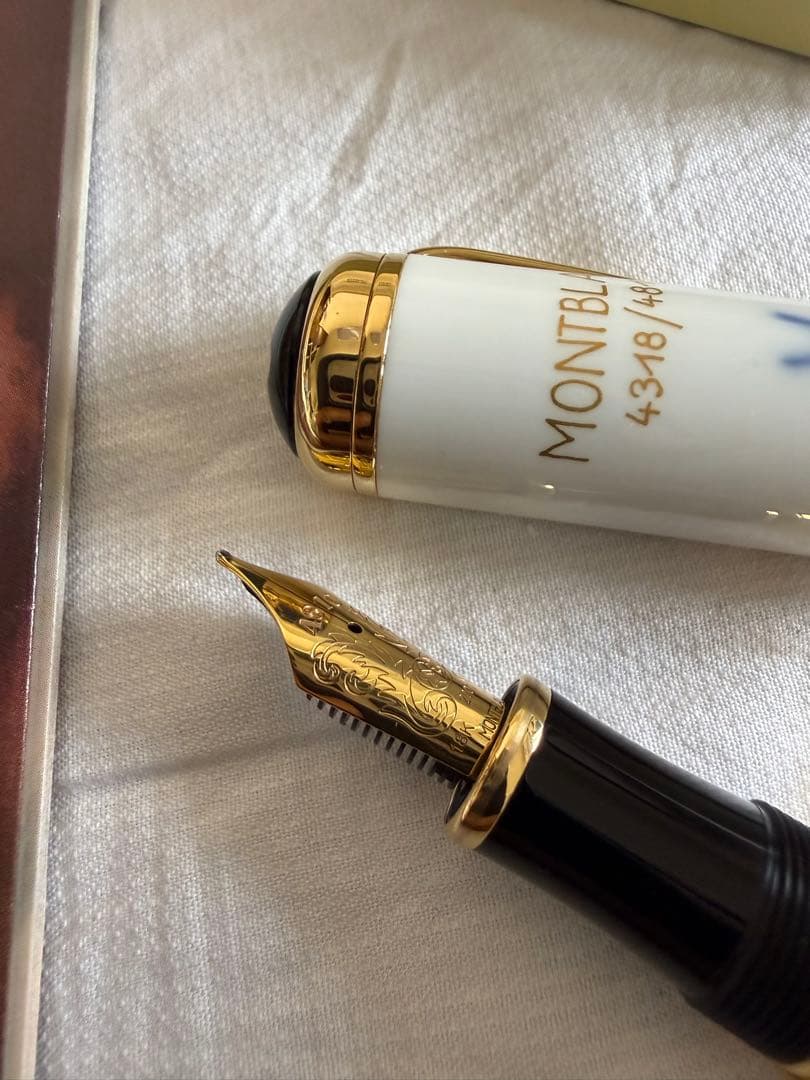 モンブラン万年筆特別限定品、ポンバドゥール侯爵夫人4810
