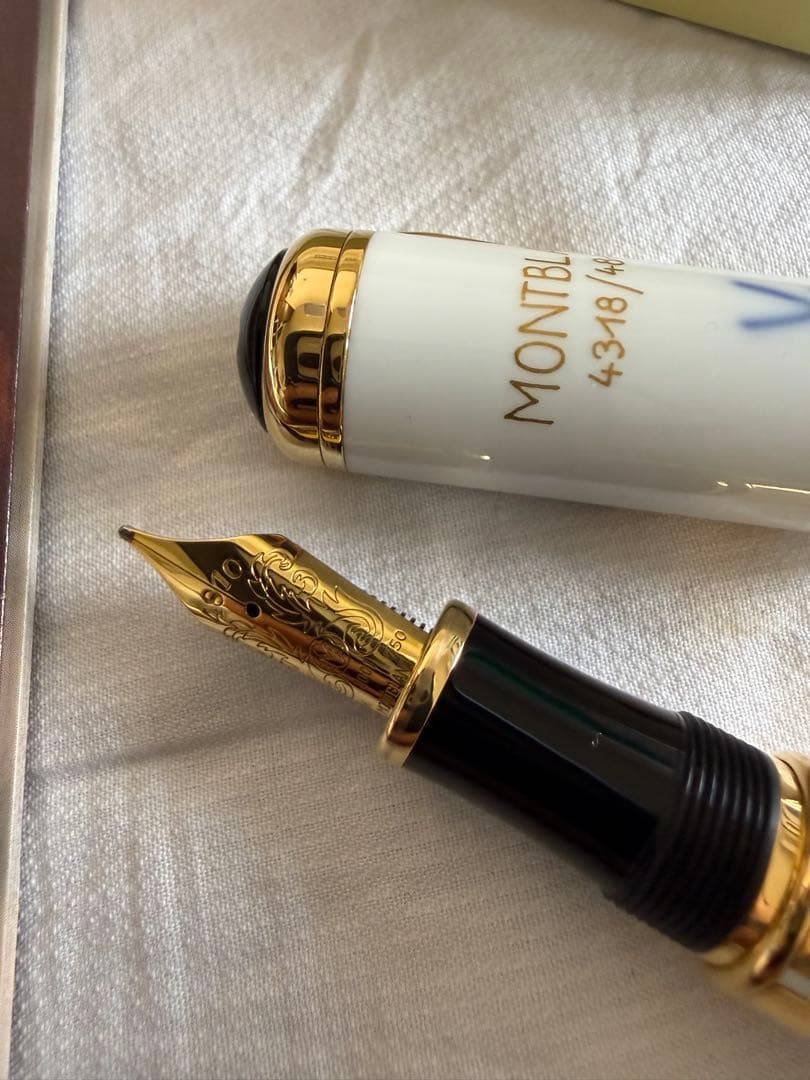 モンブラン万年筆特別限定品、ポンバドゥール侯爵夫人4810