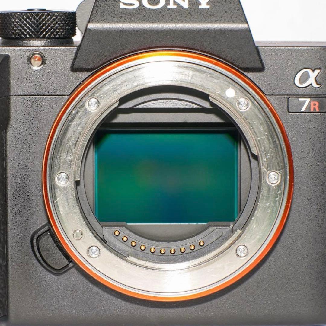 Sony α7R III ミラーレス一眼