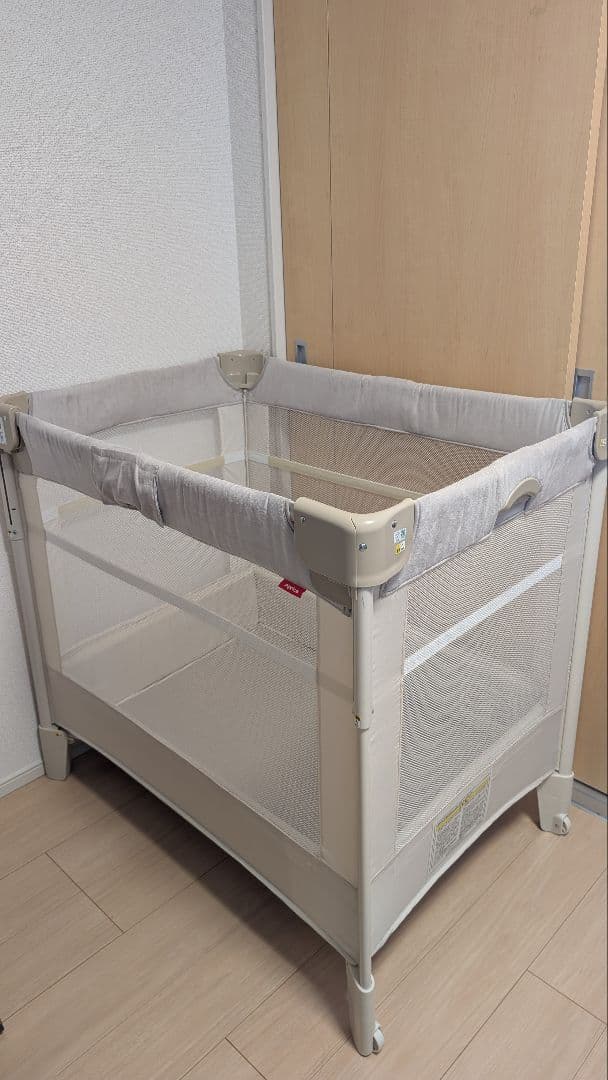 アップリカ ベビーベッド ココネル エアープラス AB ホワイトベージュ