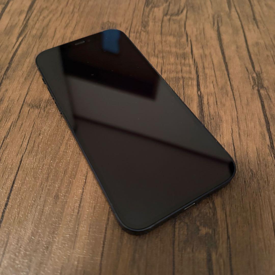 iPhone12 本体 ブラック256GB 背面ガラス割れあり