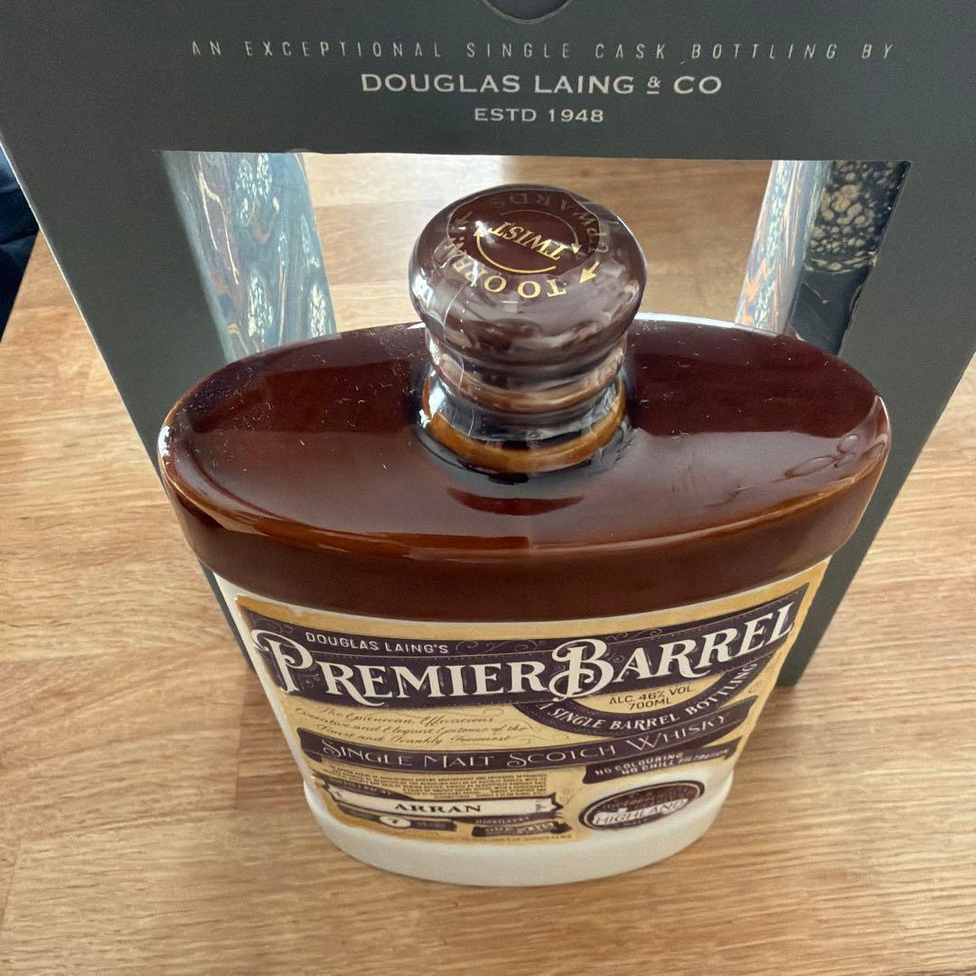 スコッチウイスキー　ダグラスレインプレミエバレル　アラン7年