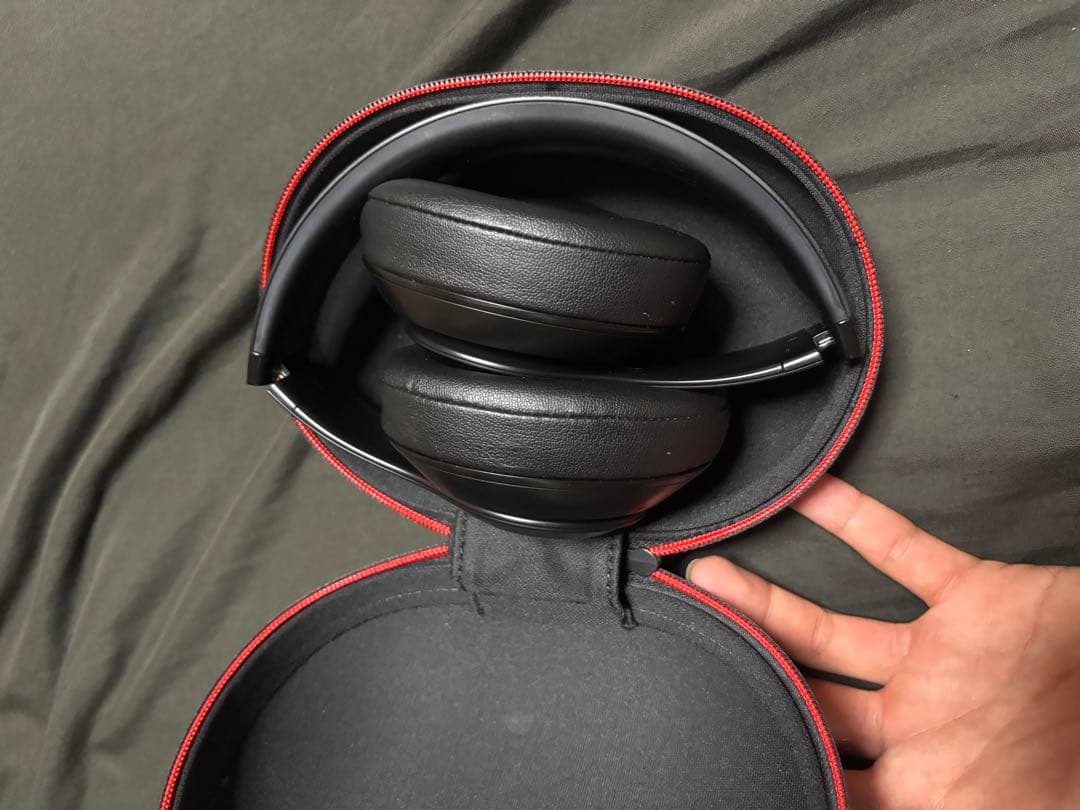 Beats Studio 3 ワイヤレスヘッドホン ブラック