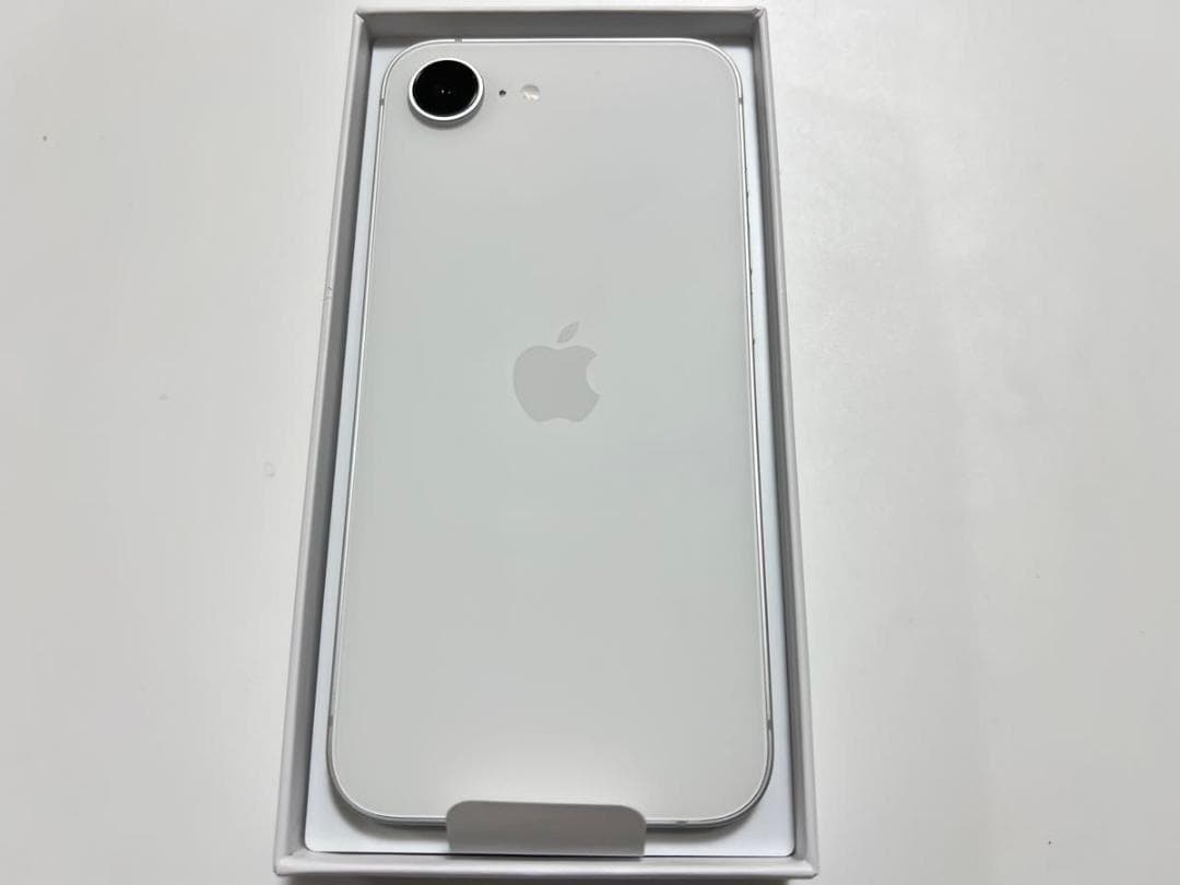 【BT100%美品】Apple iPhone16e 128GB ホワイト US版