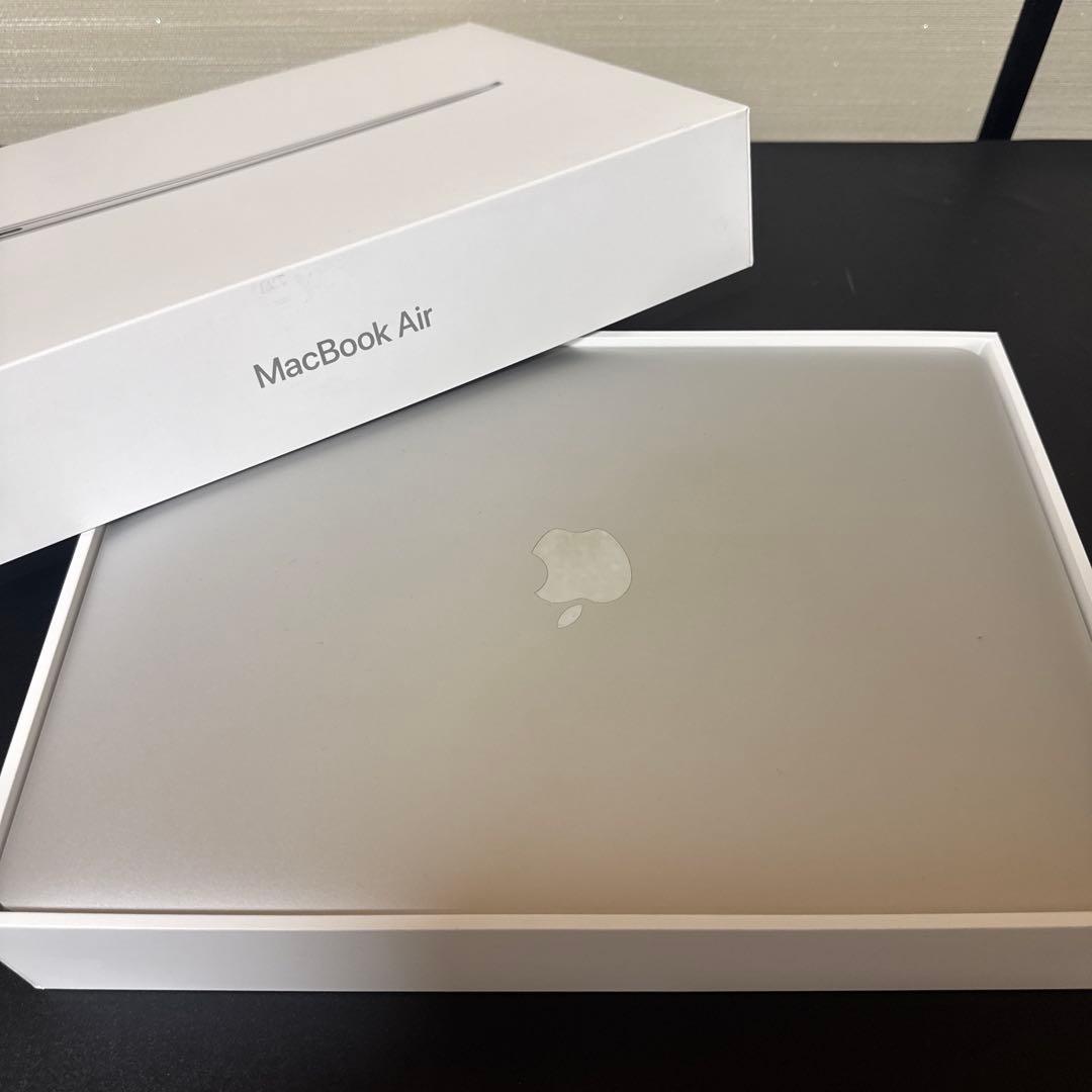 【初期化済・美品】MacBook Air 2019 13インチ i5 128GB