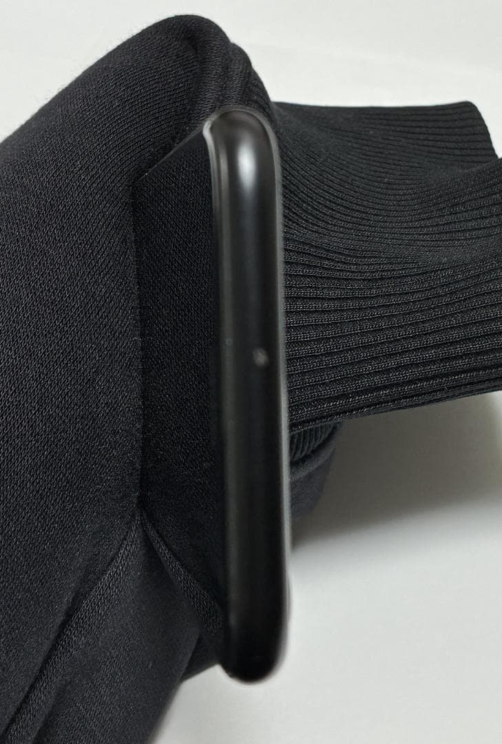 iPhoneSE 第2世代128GB SIMフリー black