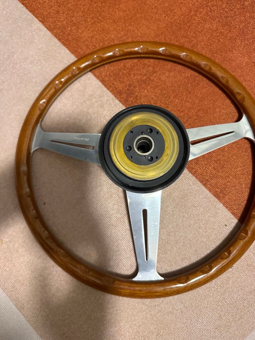 ち*ん様 ナルディ 正規品 ステアリング ウッド クラシック NARDI ハンド