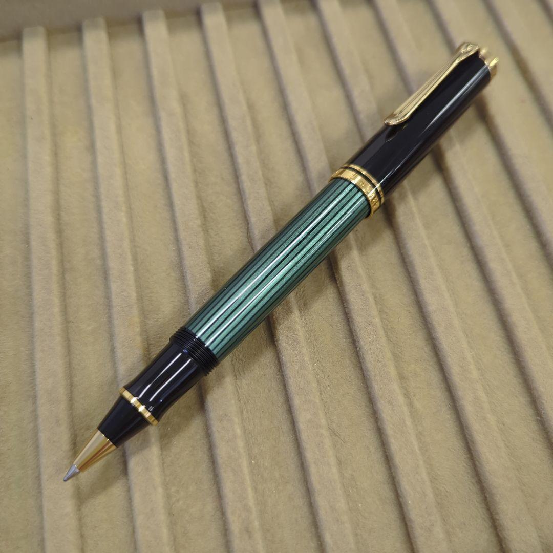 ペリカン「スーベレーン R600 グリーンストライプ」ローラーボール